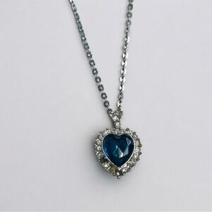 Royal Blue Heart Rhinestone Pendant Necklace Silver Tone Chain Vintage Necklace